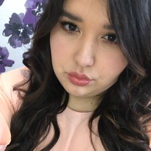 Meet your Posher, Celeste